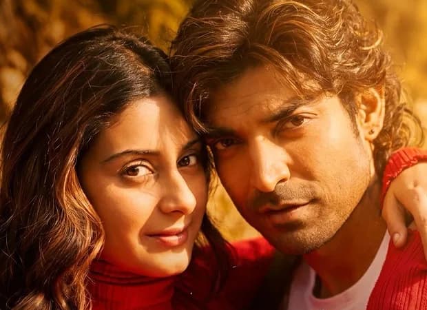 Gurmeet Choudhary and Isha Malviya in a romantic scene from the 'Tum Mere Ho' title track