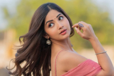 Kashmira Pardeshi’s Latest Photos: A Rising Star’s Journey in Cinema